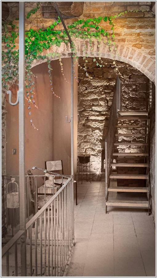 Il Giardino Sul Tetto B&B Guarene Exterior foto