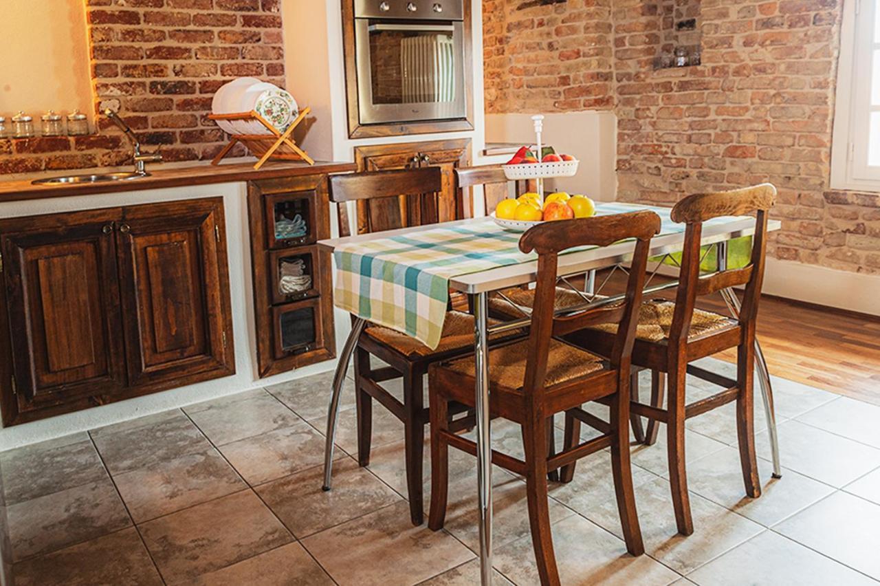 Il Giardino Sul Tetto B&B Guarene Exterior foto
